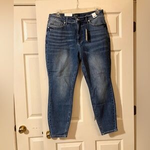 Judy Blues Tummy Control Skinny Jeans